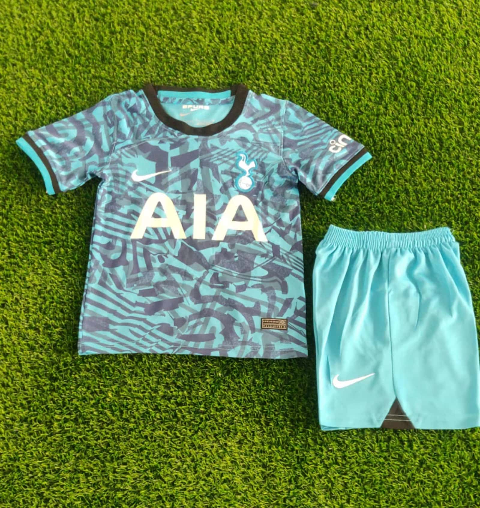 Tottenham Hotspur Kids Third Shirt 2022/23