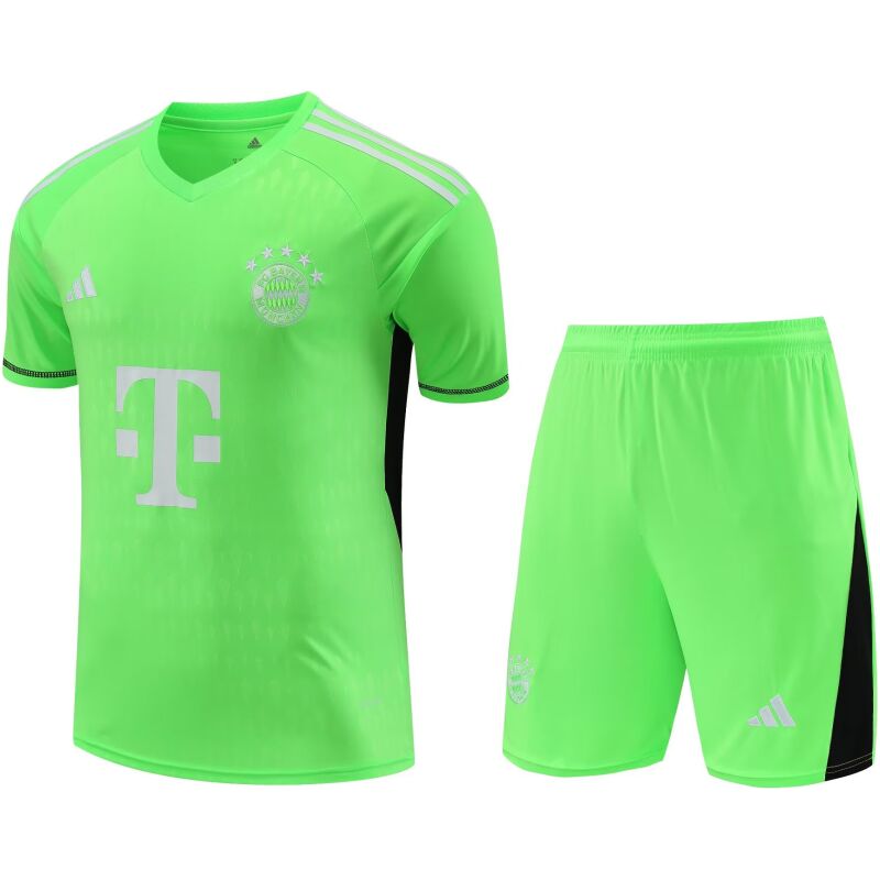 Mens Bayern Munich Goalkeeper Green Suit 2023/24